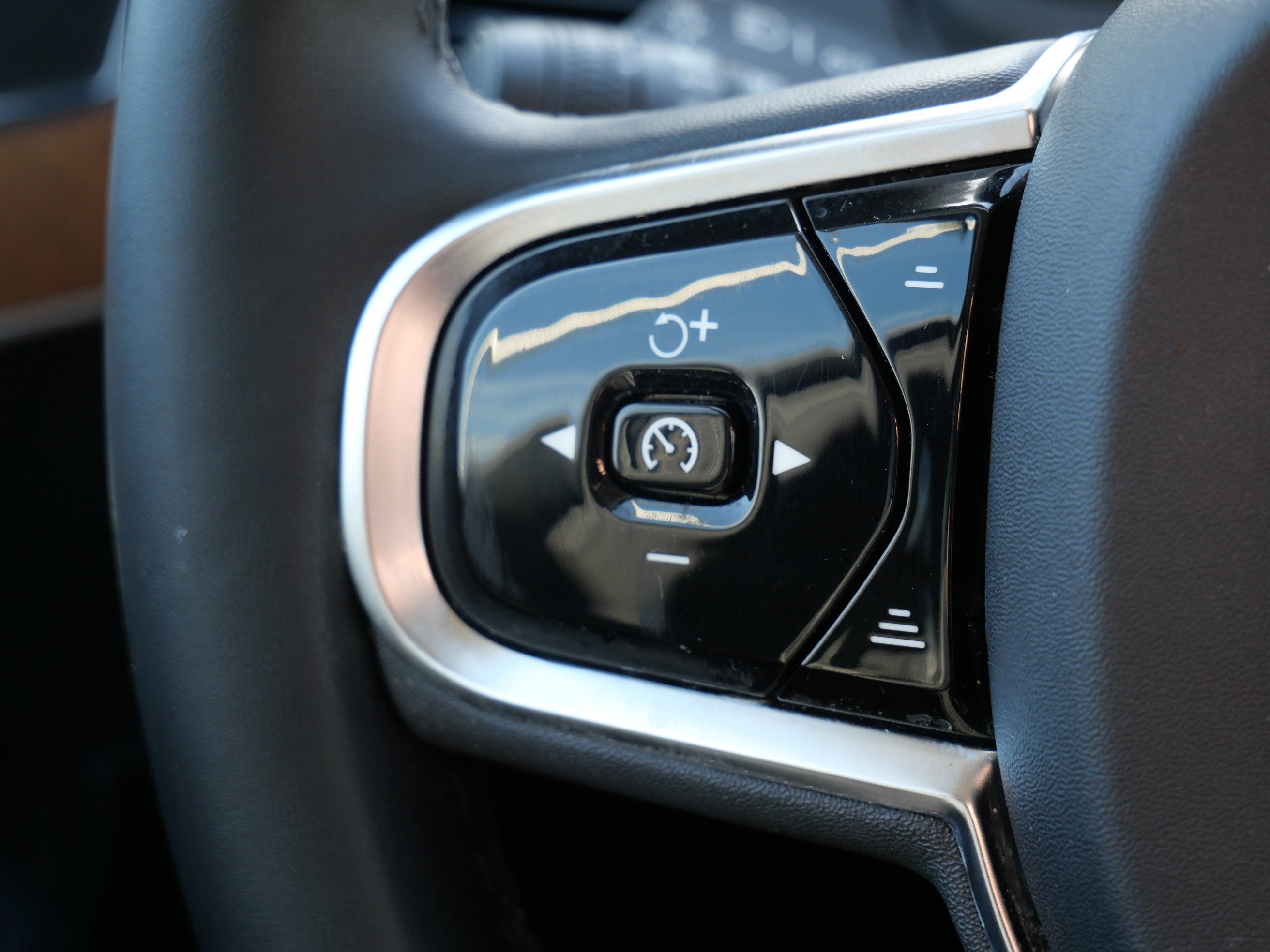 2023 Volvo XC90 Plus - Photo 28