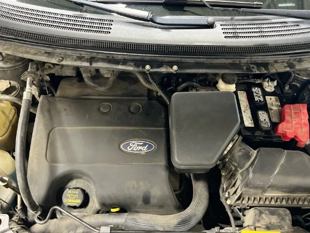 Used 2013 Gray Ford SEL image 21
