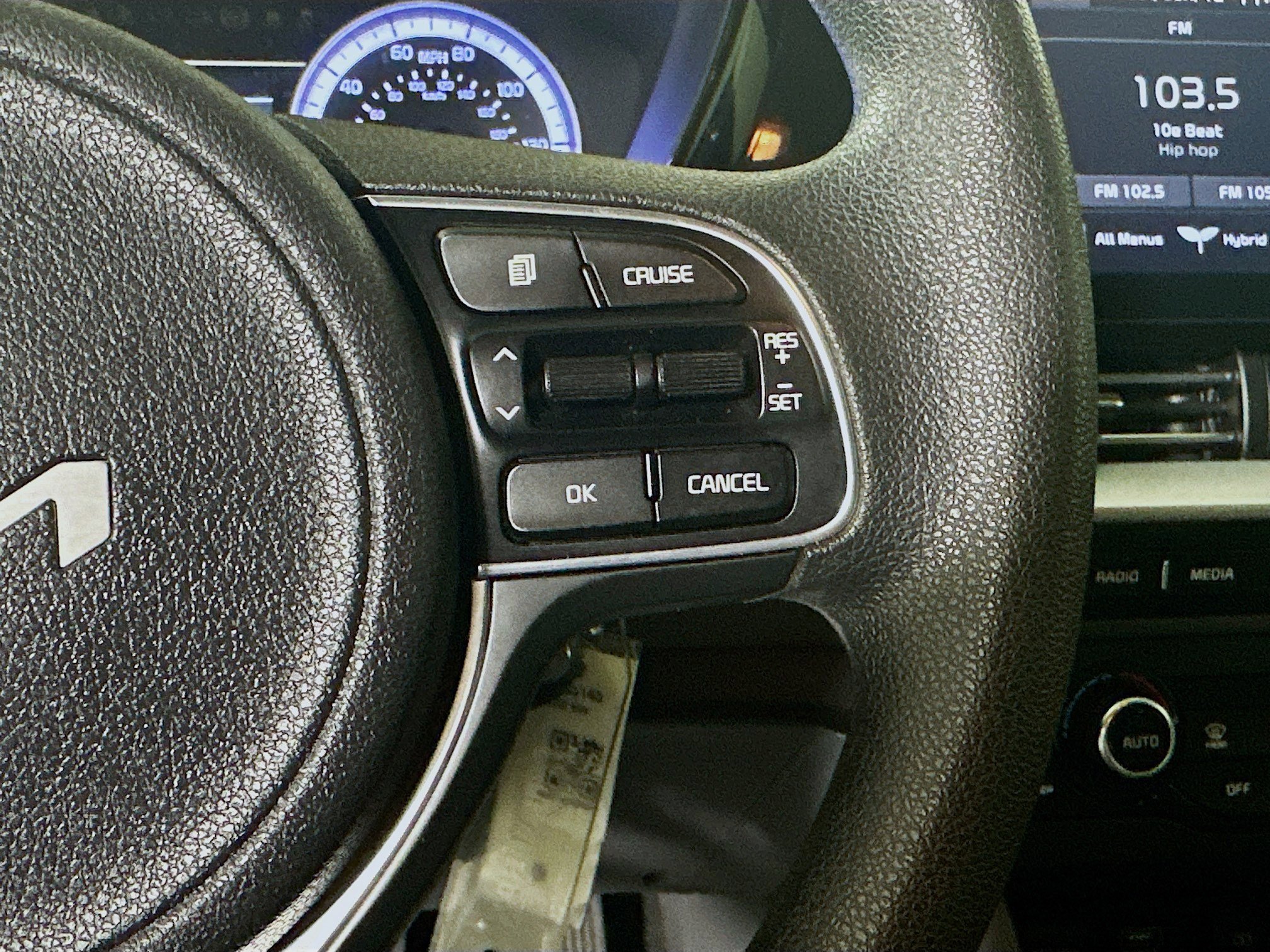 Used 2022 Deep Cerulean Kia LX image 17
