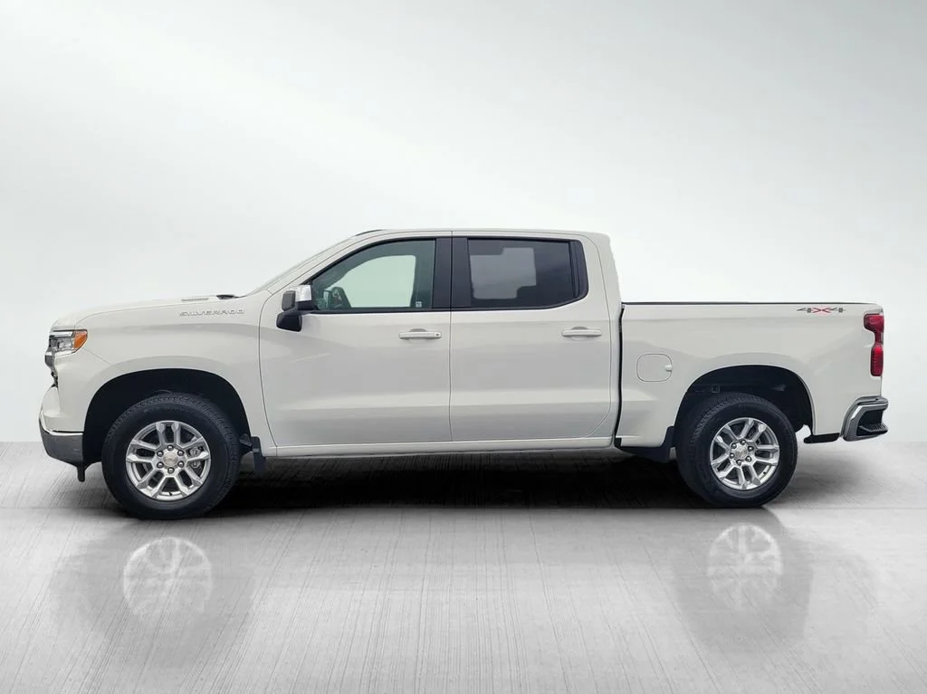 Used 2026 Summit White Chevrolet LT (2FL) image 7