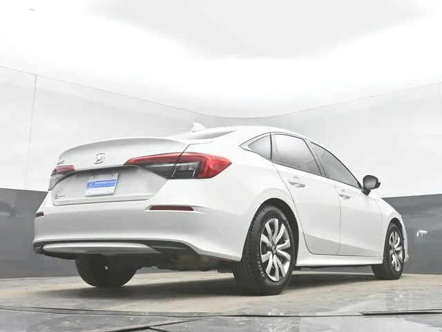 Used 2023 Platinum White Pearl Honda 2.0L 4D LX image 45