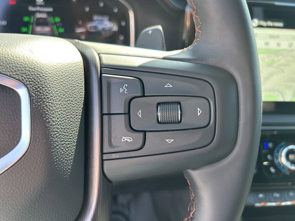 Used 2025 Summit White GMC AT4 image 35