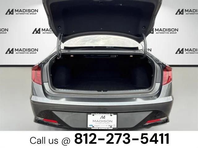 Used 2022 Gray Hyundai SEL Plus image 22