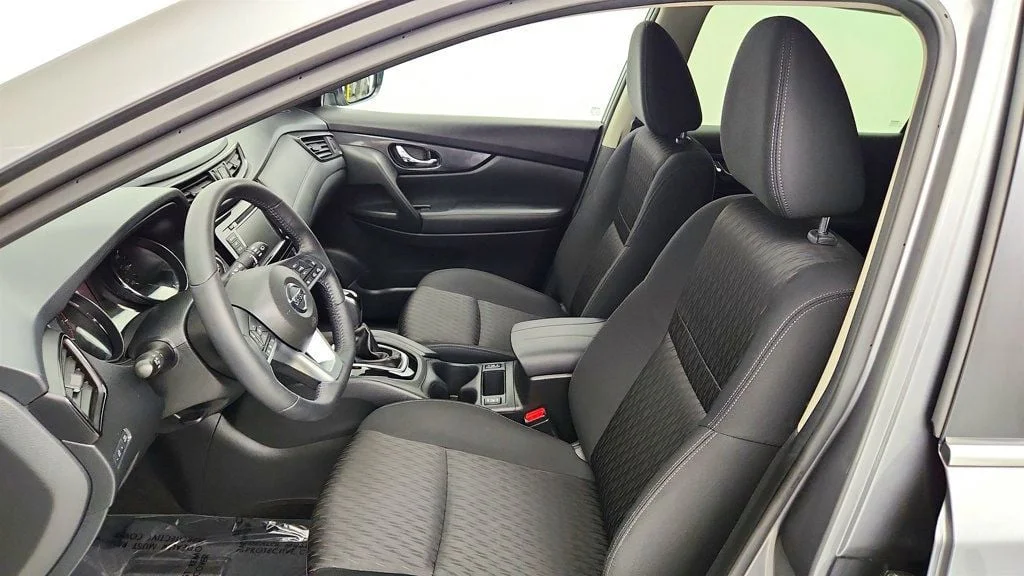 Used 2018 Gun Metallic Nissan AWD SV w/ Premium Package & Navigation image 19