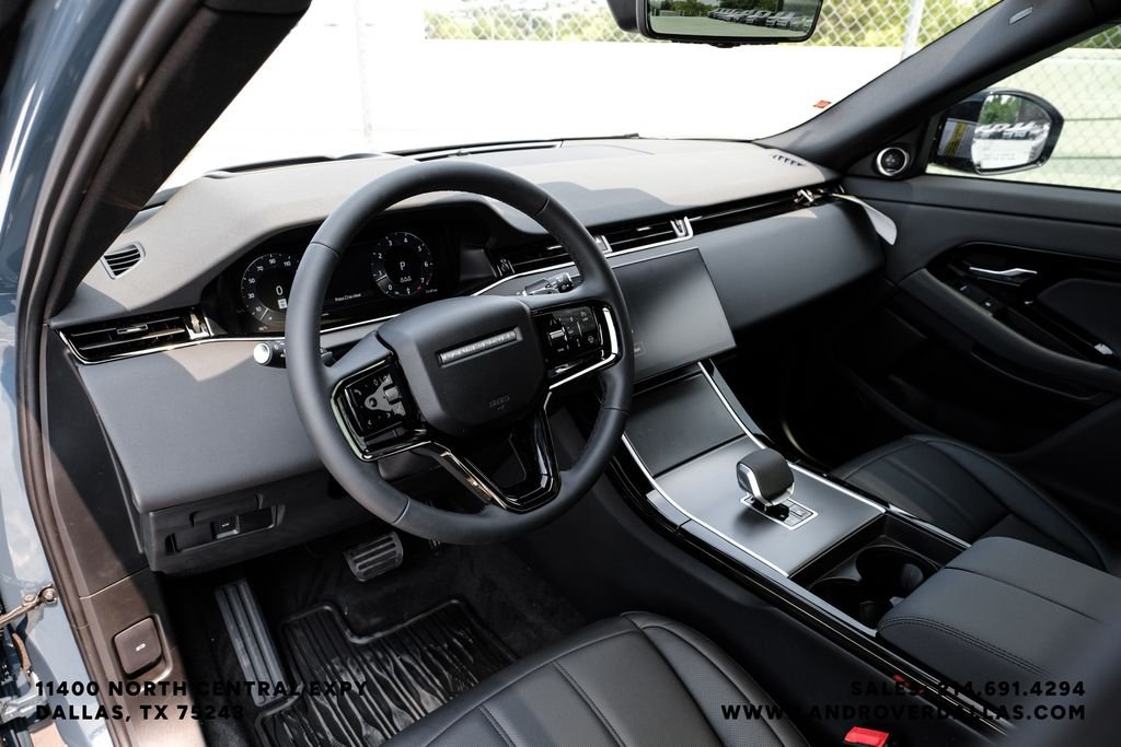 New 2026 Tribeca Blue Metallic Land Rover S image 2