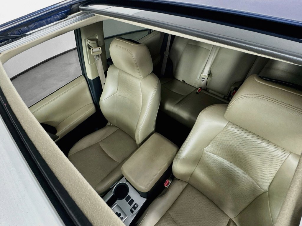 Used 2014 Nautical Blue Toyota Limited image 26