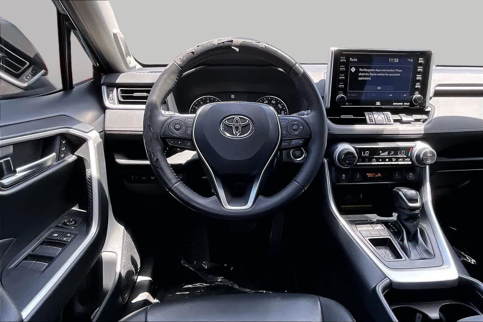 Used 2020 Magnetic Gray Metallic Toyota XLE Premium image 7