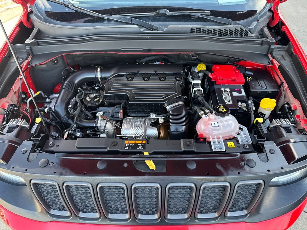 Used 2021 Colorado Red Clearcoat Jeep Trailhawk image 22