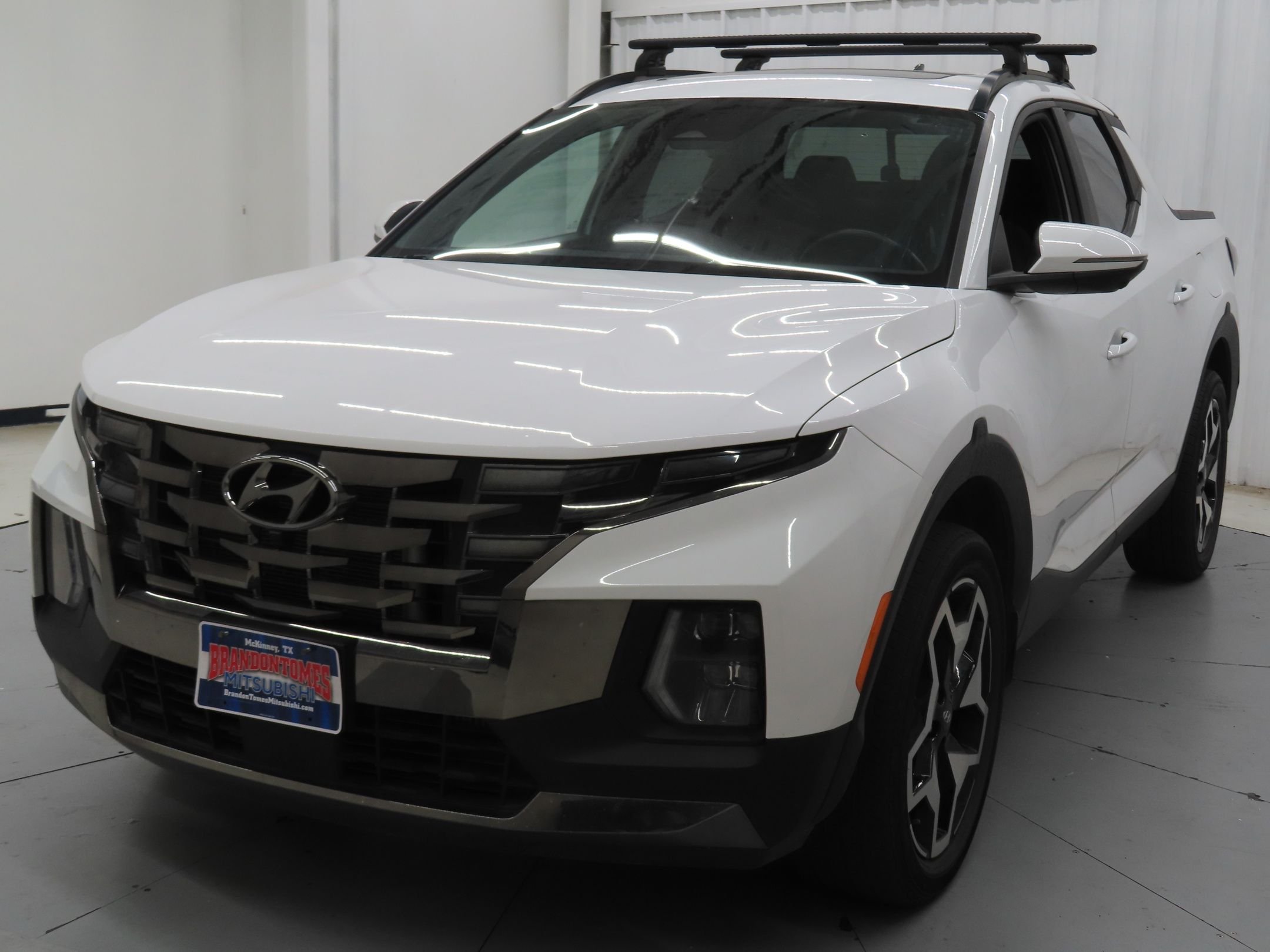Used 2022 White Hyundai Limited image 8