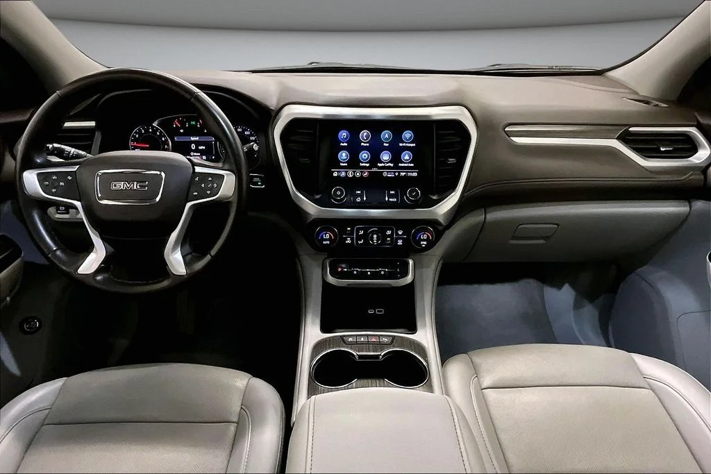 2023 GMC Acadia SLT - Photo 7
