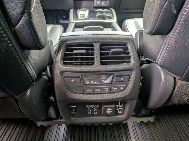 Used 2019 Modern Steel Metallic Honda Touring image 15