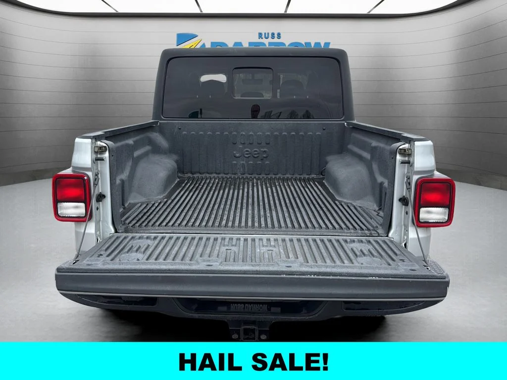 Used 2023 Silver Jeep Sport S image 25
