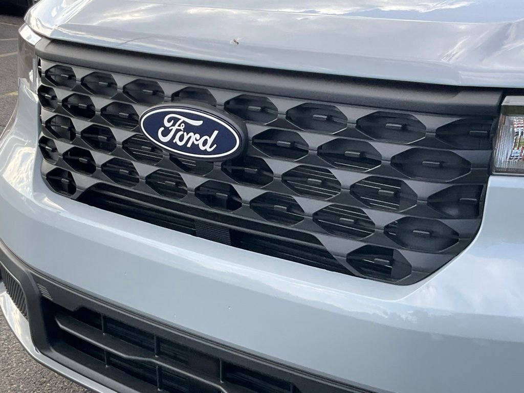 New 2026 Space White Metallic Ford XLT image 22