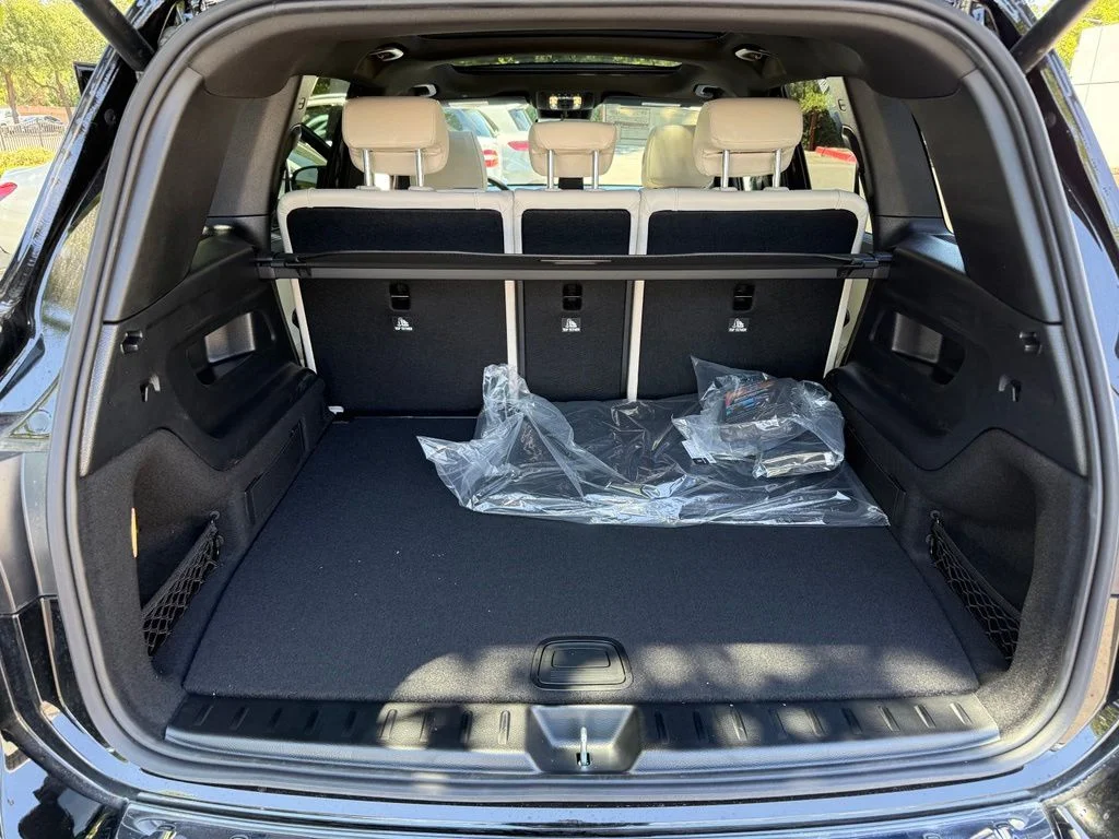 New 2026 Black Mercedes-Benz GLB 250 image 16