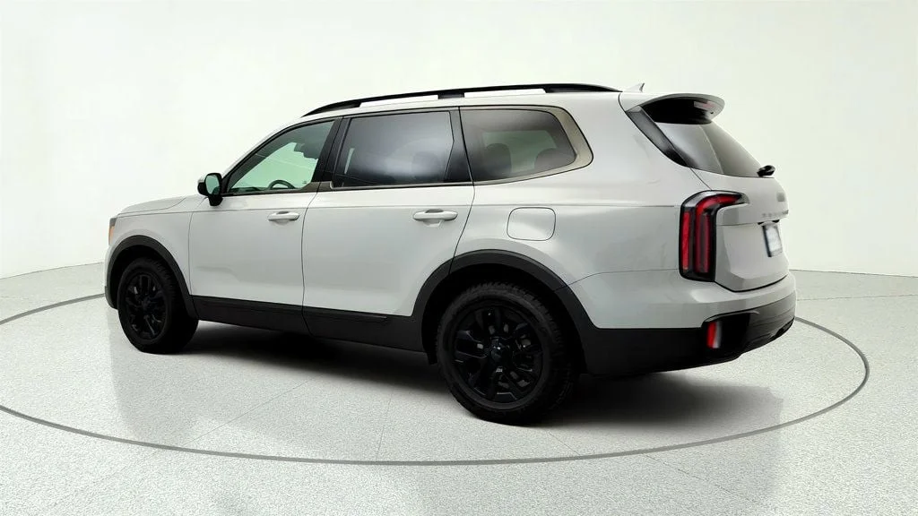 Used 2025 Gravity Gray Kia SX-Prestige X-Pro AWD image 7