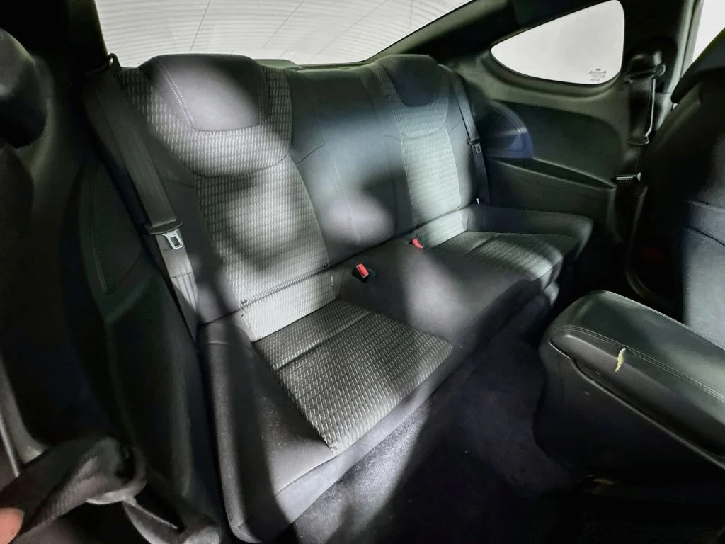 Used 2013 Red Hyundai 2.0T image 29