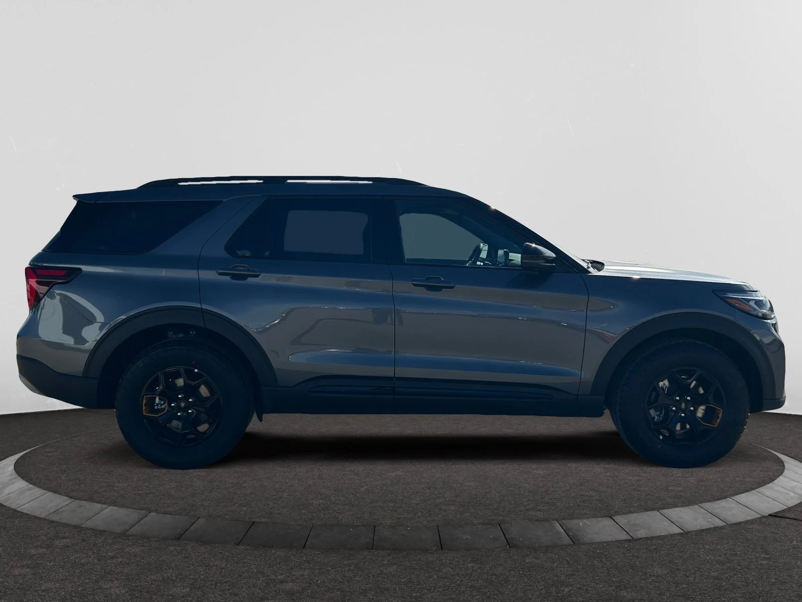 New 2026 Carbonized Grey Metallic Ford Tremor image 6