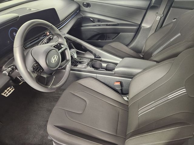 2025 Hyundai Elantra Blue - Photo 11