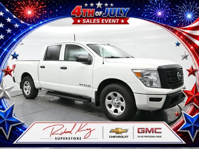 2020 Nissan Titan S 4X2 Crew Cab's photo