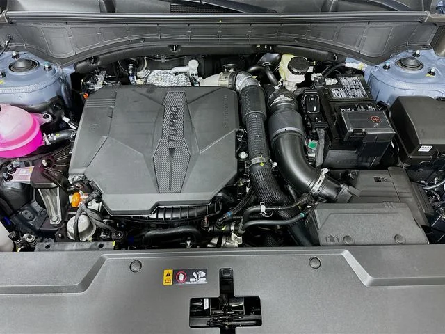 New 2025 Hyundai SANTA FE XRT