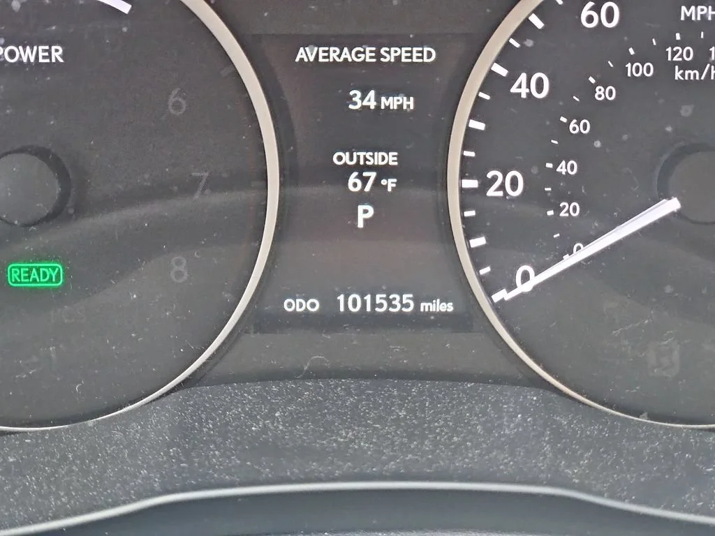 Used 2015  Lexus Hybrid image 16