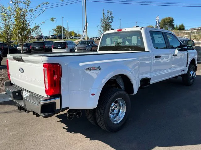New 2027 Oxford White Ford F-350® XL image 9