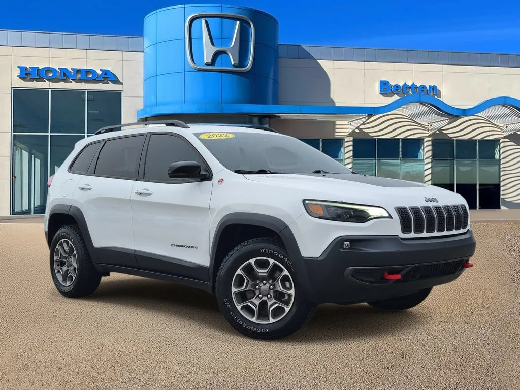 Used 2022 White Jeep Trailhawk 4x4 image 1