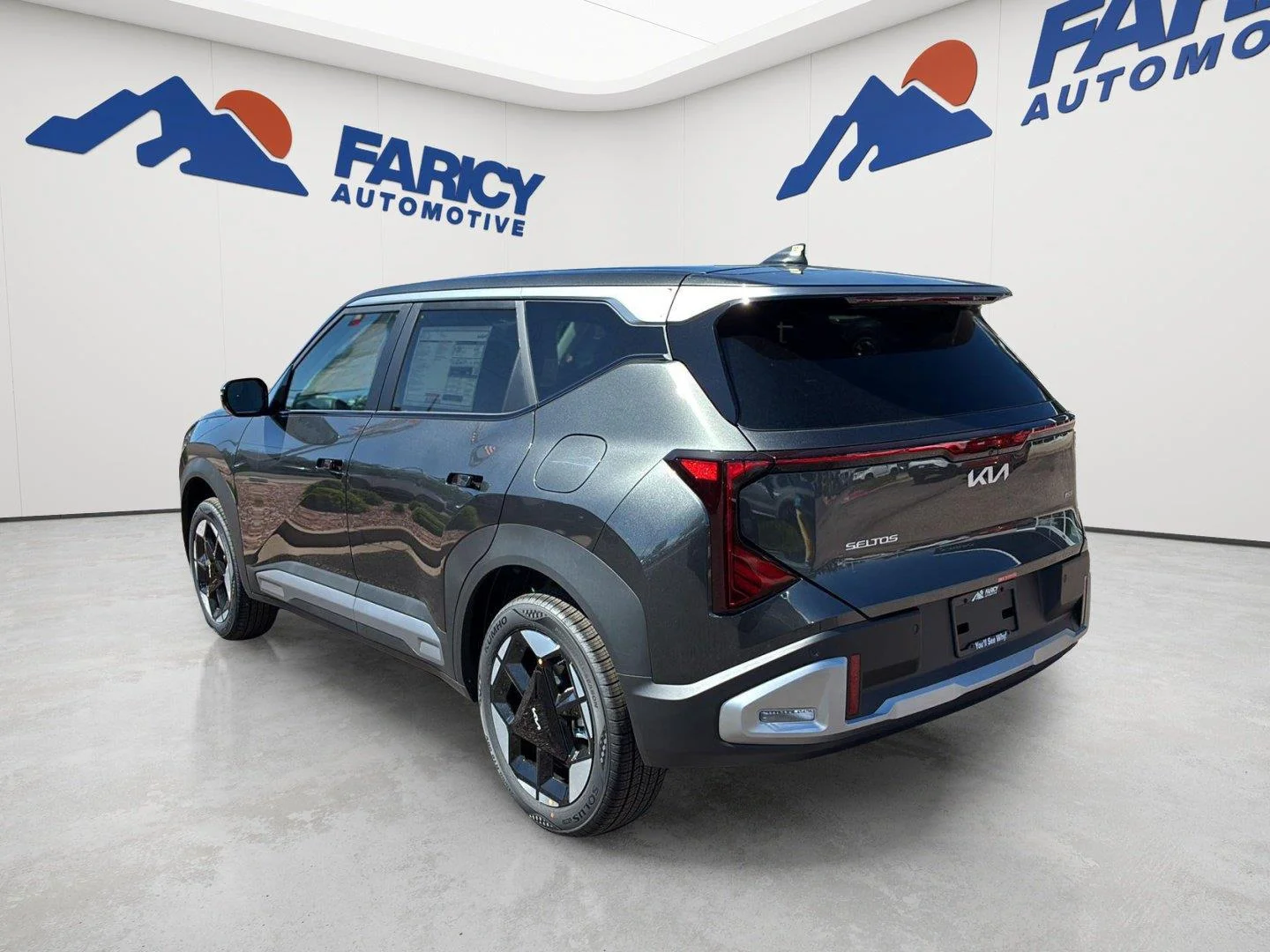 New 2027 Interstellar Gray Kia S image 6