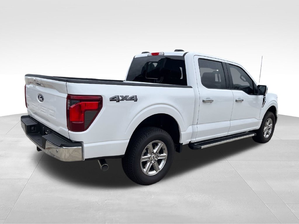 Used 2024 White Ford XLT image 5