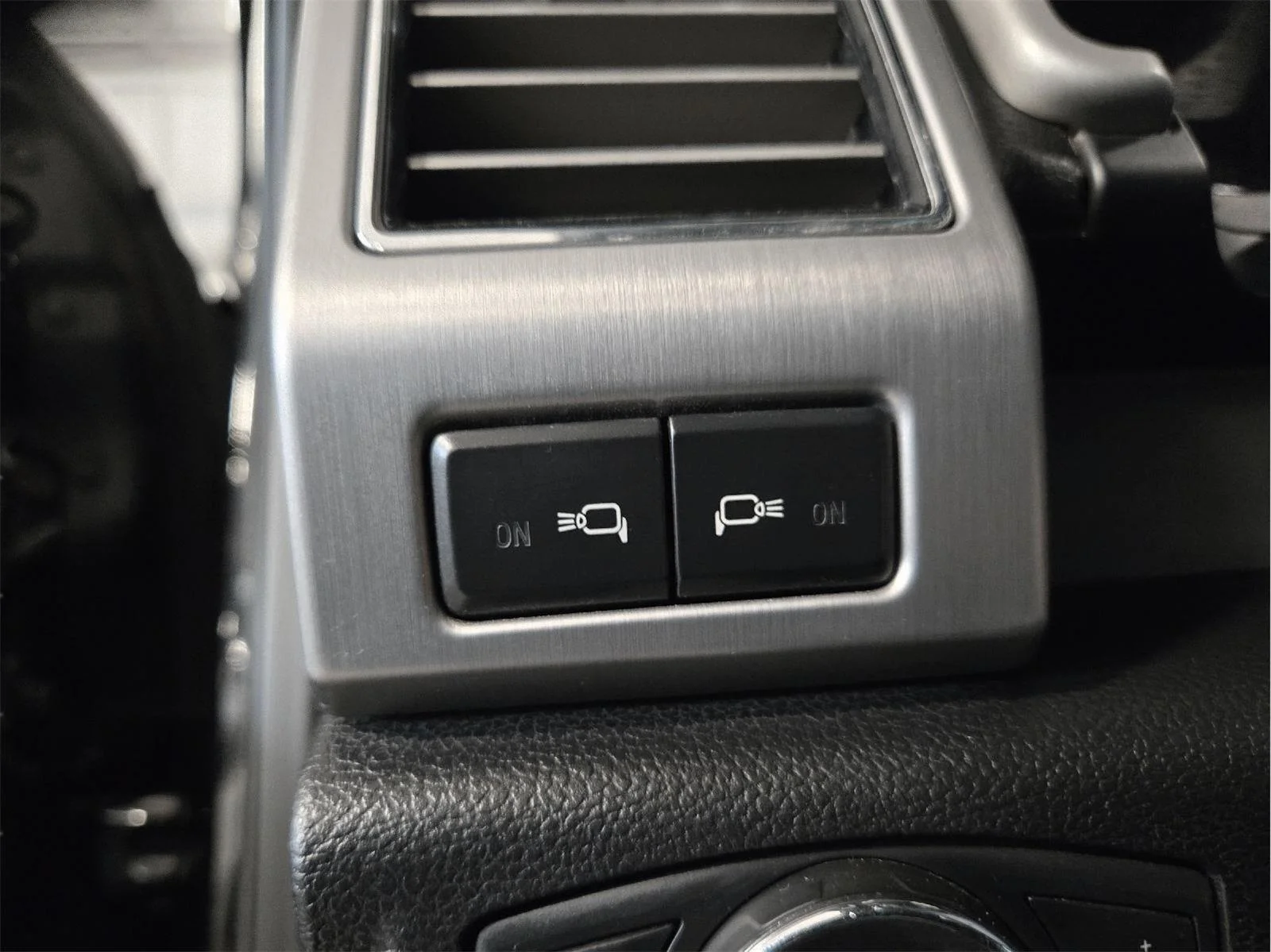 Used 2019 Agate Black Ford Platinum image 18
