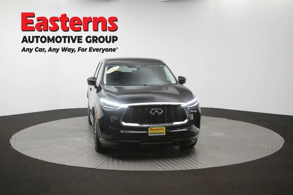 Used 2023 Black INFINITI PURE image 54