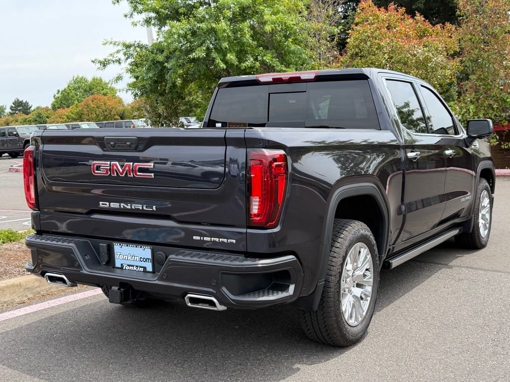 Used 2025 Silver GMC Denali image 7