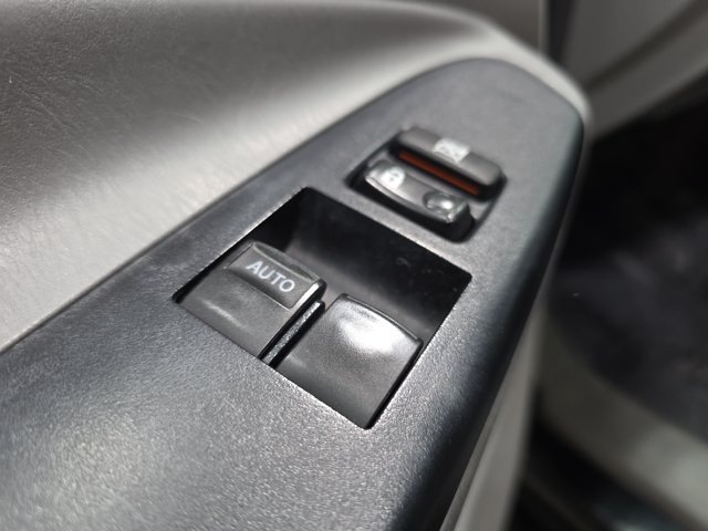 Used 2014 Black Toyota Base image 25