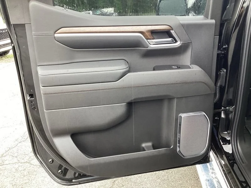 2026 Chevrolet Silverado 1500 High Country - Photo 15