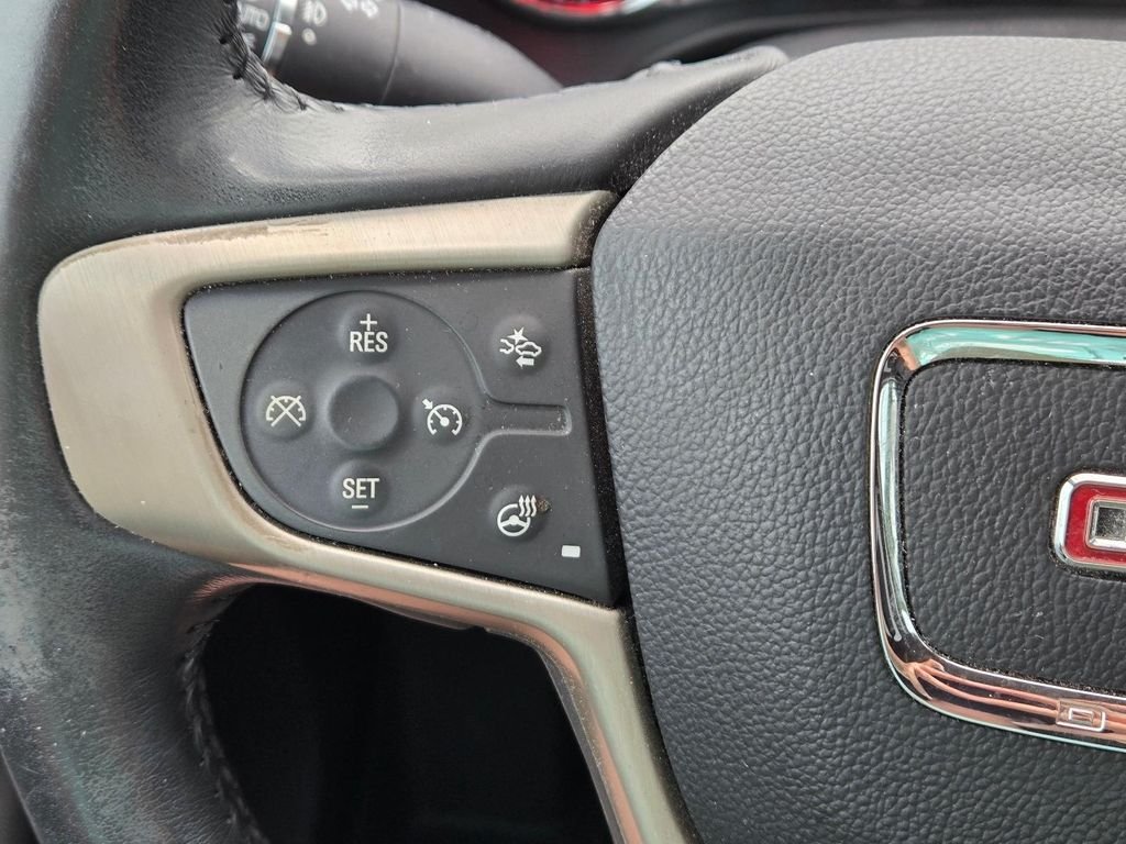 2019 GMC Acadia Denali - Photo 24
