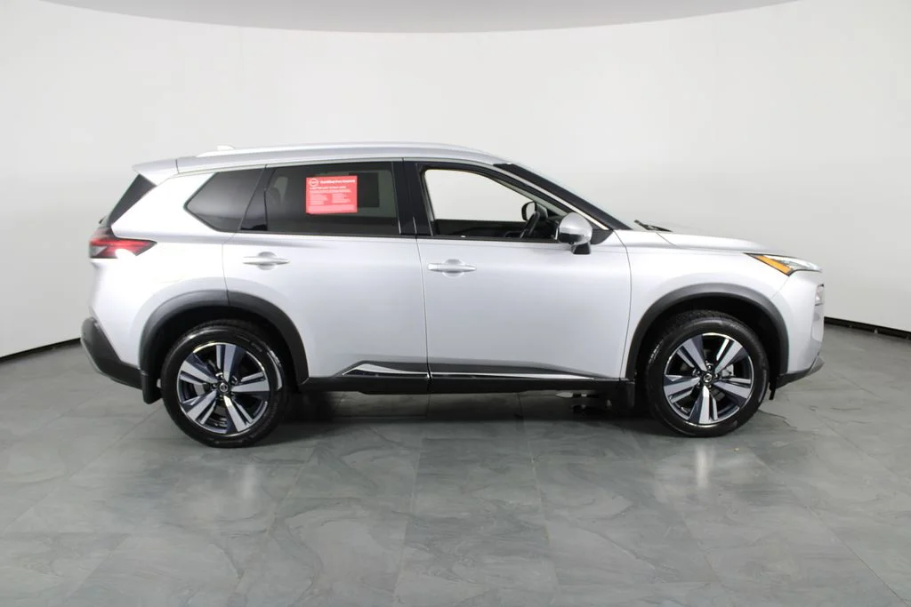 2021 Nissan Rogue SL - Photo 12