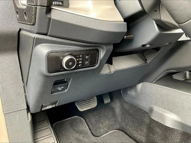New 2026 Marsh Gray Ford Outer Banks® image 73