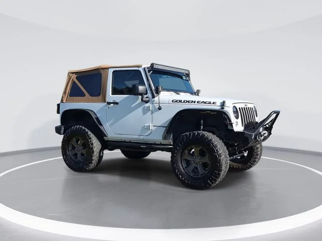 Used 2018 White Jeep Sport image 9