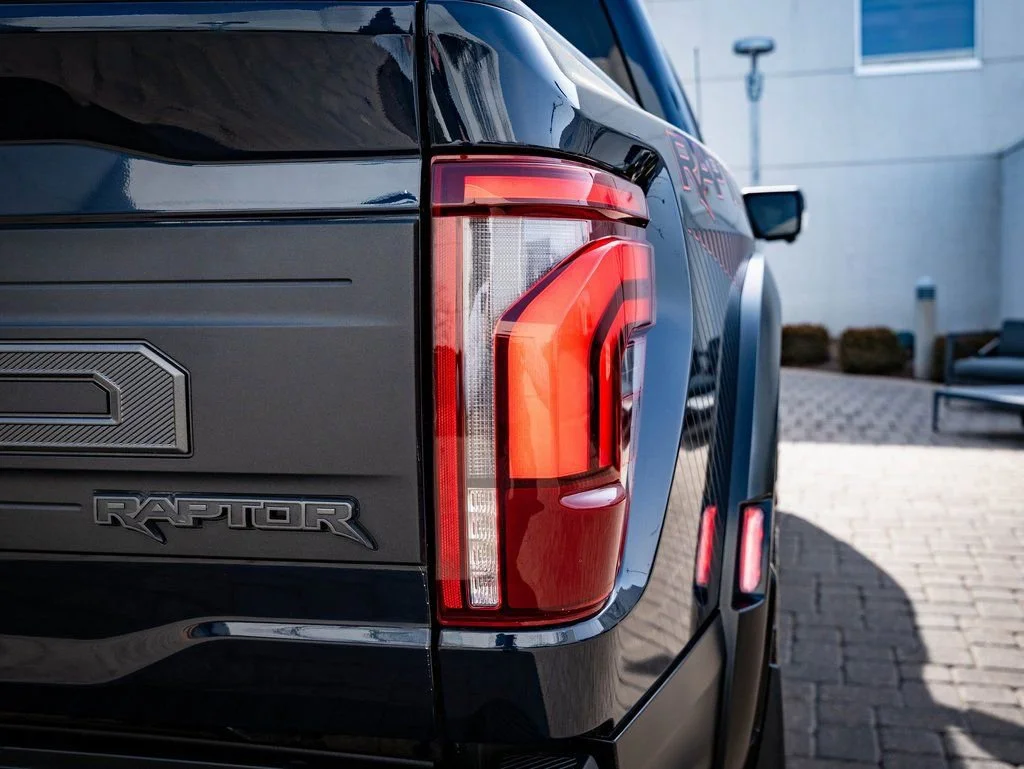 2024 Ford F-150 Raptor - Photo 16