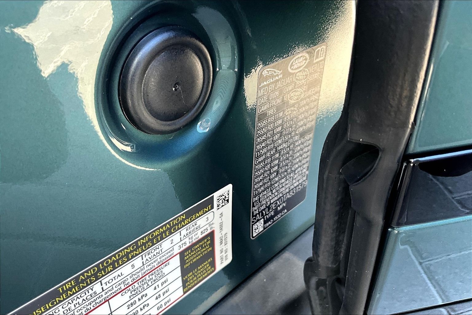 New 2026 Giola Green Land Rover Dynamic SE image 13