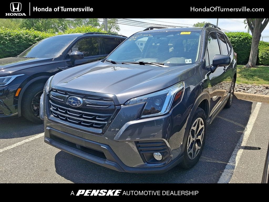 2022 Subaru Forester Premium's photo