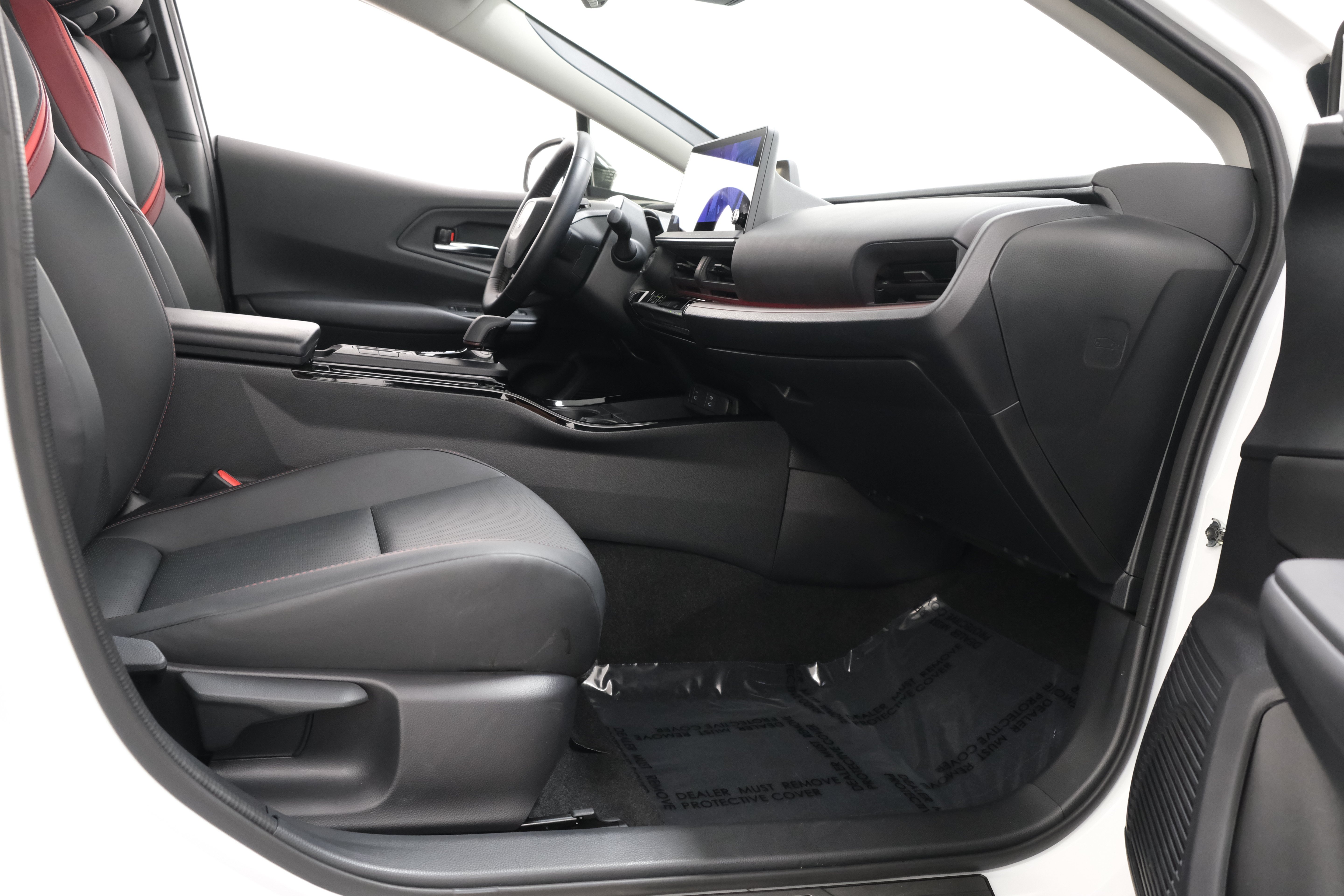 Certified Used 2025 Wind Chill Pearl Toyota XSE Premium image 42
