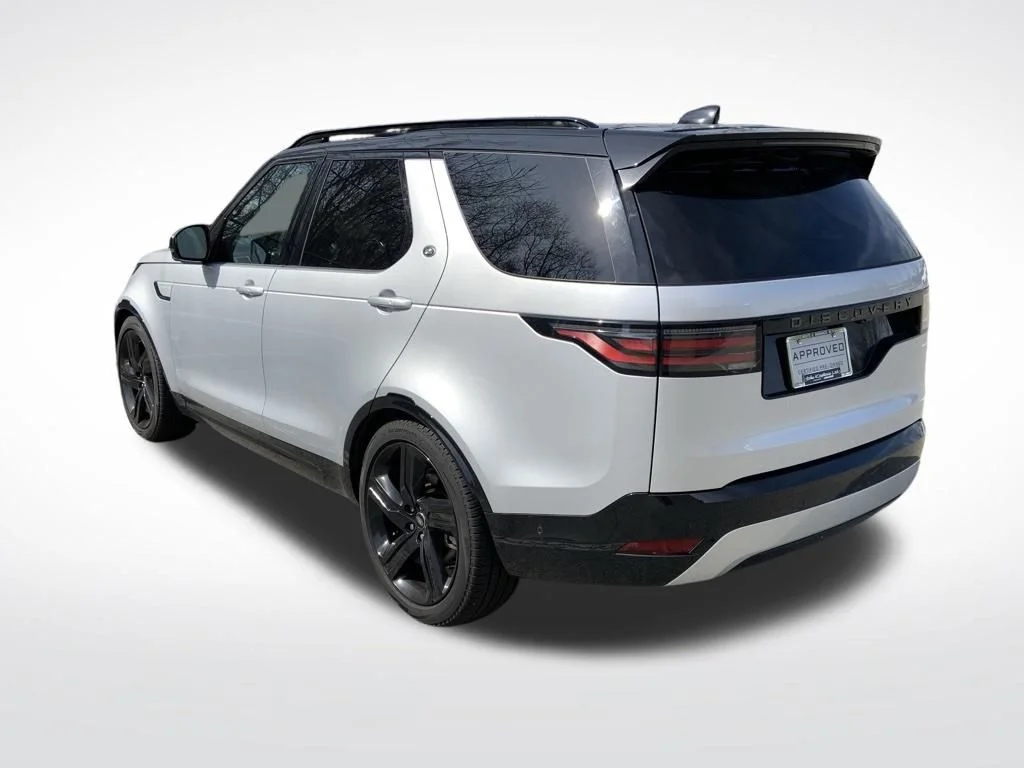 Used 2024 Silver Land Rover Dynamic SE image 6