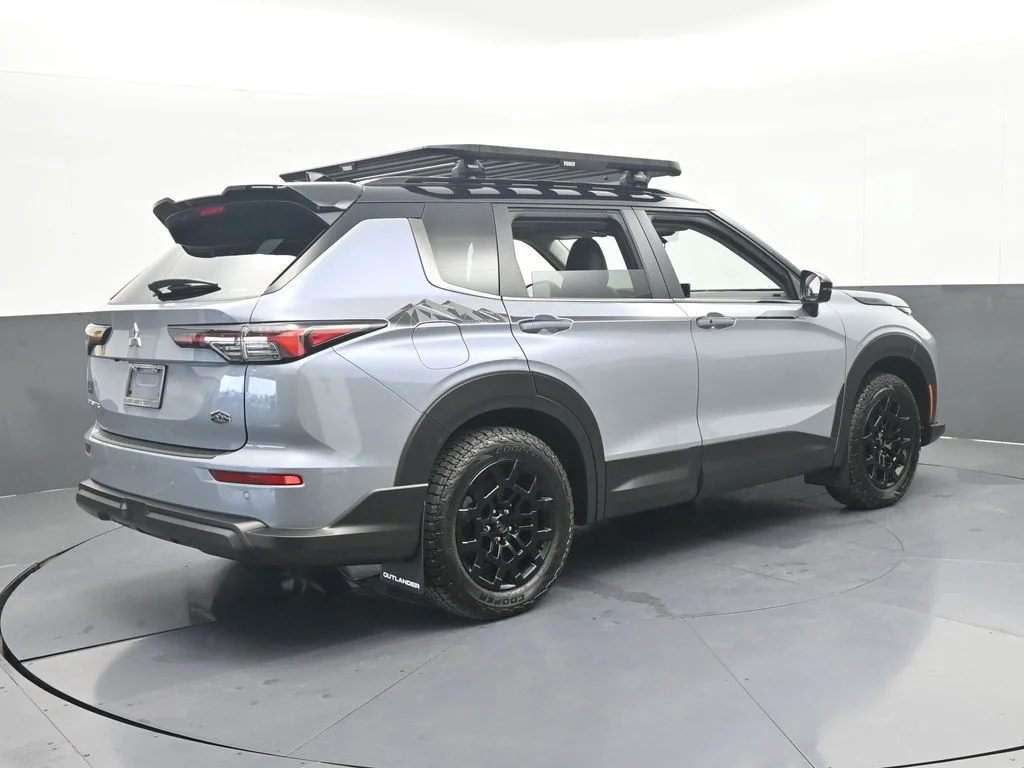 2025 Mitsubishi Outlander Trail Edition - Photo 6