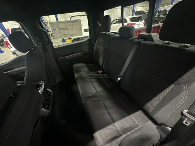 New 2026 Ruby Red Metallic Tinted Clearcoat Ford XLT image 31