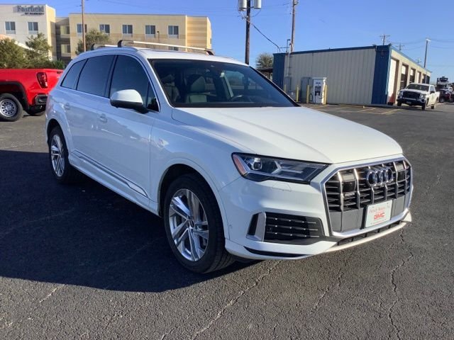 2021 Audi Q7 Premium Plus