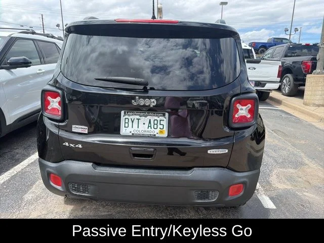 Used 2018 Black Jeep Latitude image 5