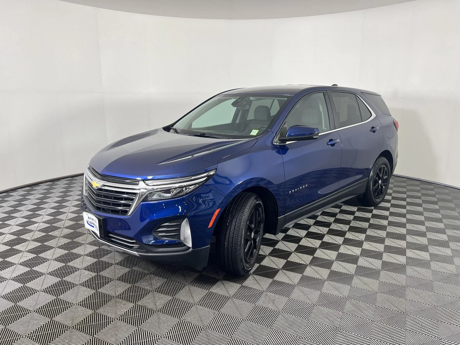 Used 2022 BLUE GLOW METALLIC Chevrolet LT image 23
