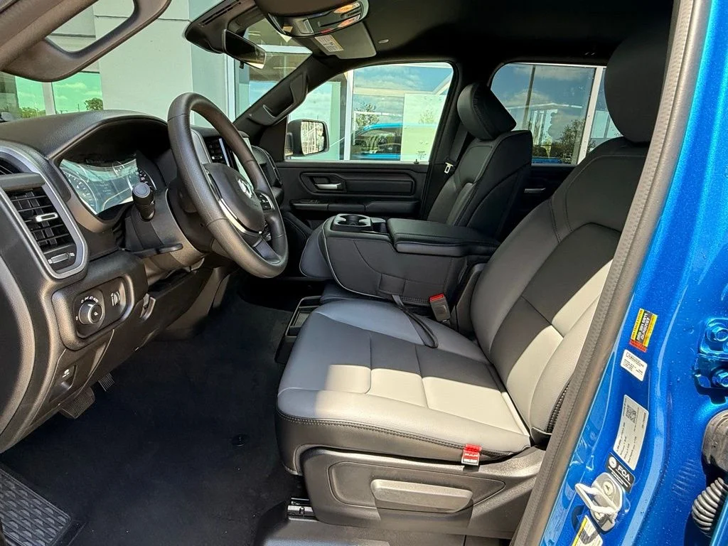 New 2026 Hydro Blue Pearlcoat RAM Tradesman image 11