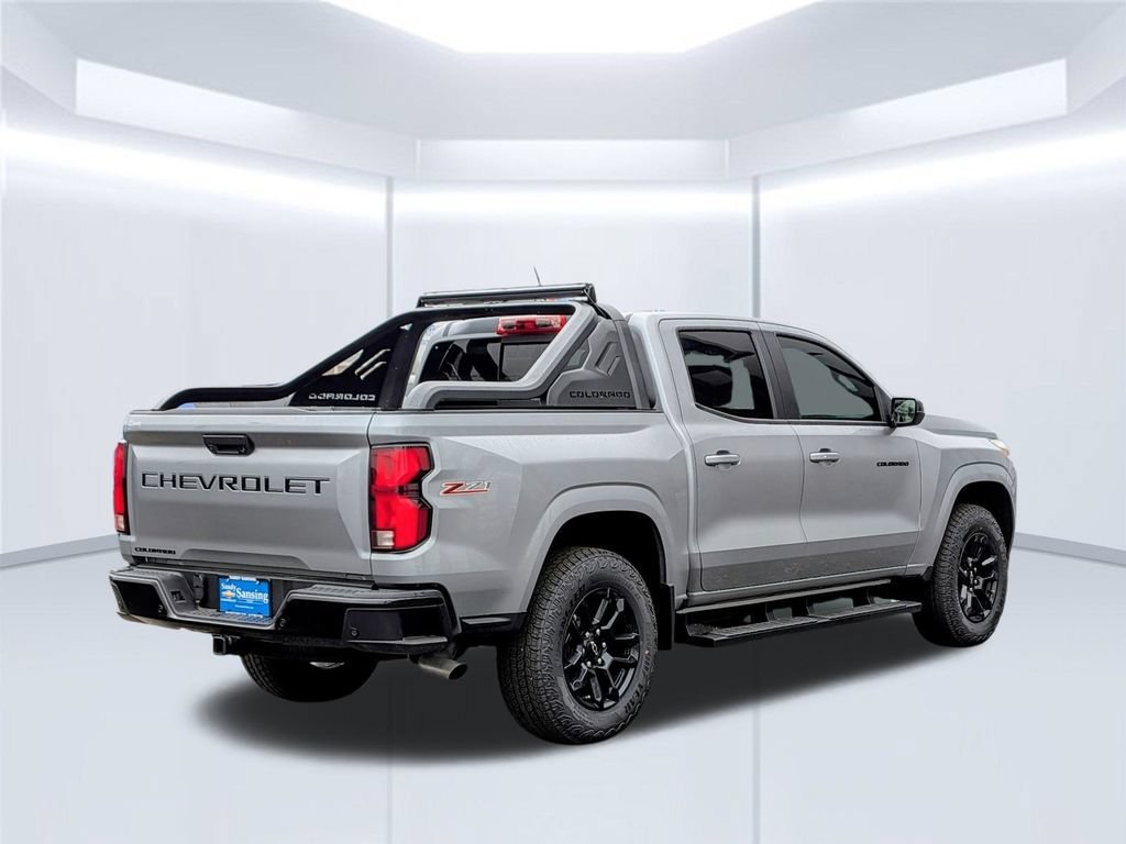 2025 Chevrolet Colorado Z71 - Photo 6